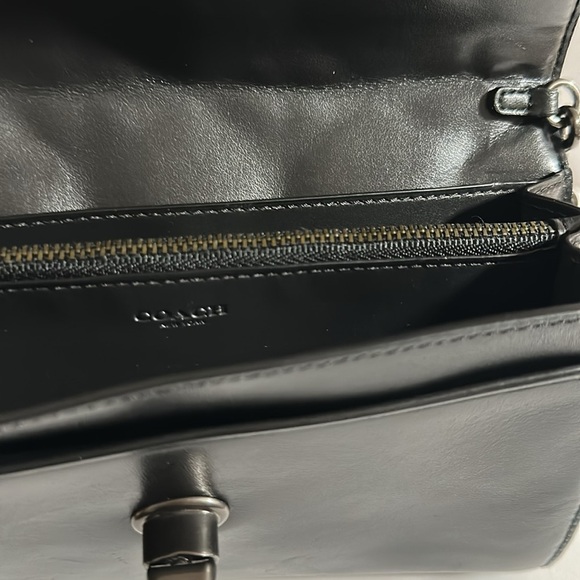 COACH CHAIN CROSSBODY WITH QUILTING BLACK , LEATHER VINTAGE WALLET F23816 - Picture 6 of 9